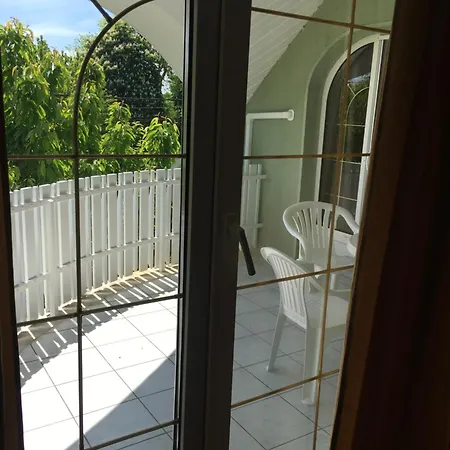Pensionat Enter Apartmanhaz *
