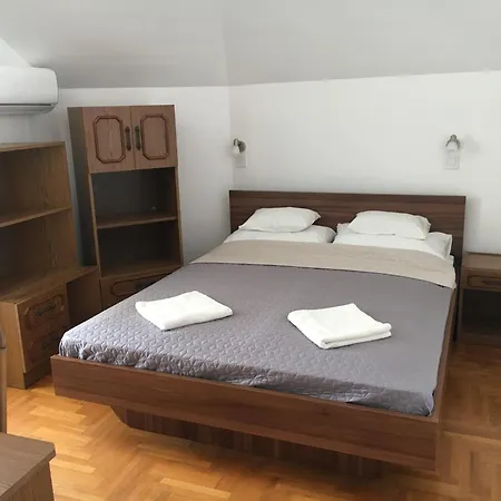 Pensionat Enter Apartmanhaz